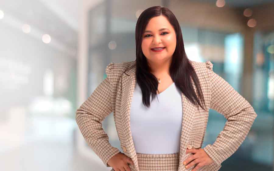 krystel-prado-altuna-abogado-en-panama.jpg